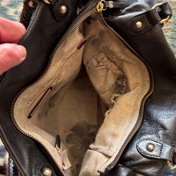 🩷 Elliott Lucca; Blk Leather Designer Handbag w/Zipper Closure + Braided Straps! - Picture 9 of 16